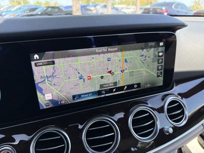2022 Mercedes-Benz E-Class - Photo 26