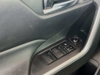 2021 Toyota RAV4 - Photo 13