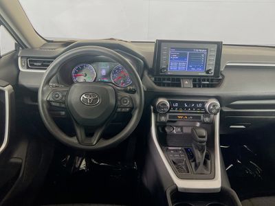2021 Toyota RAV4 - Photo 16