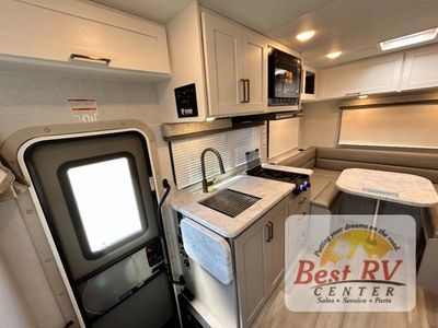2026 Thor Motor Coach Four Winds — photo 15 view