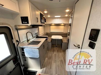 2026 Thor Motor Coach Four Winds — photo 12 view