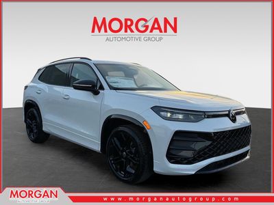 2026 Volkswagen Tiguan SE R-Line Black in White Pearl — front three-quarter view