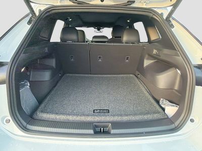 2026 Volkswagen Tiguan — photo 11 view