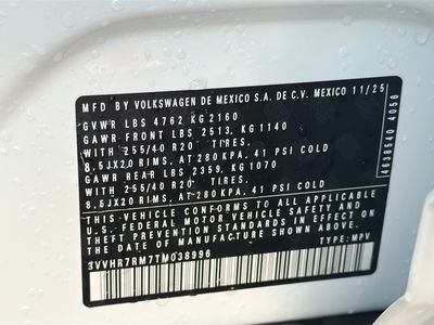 2026 Volkswagen Tiguan — photo 42 view