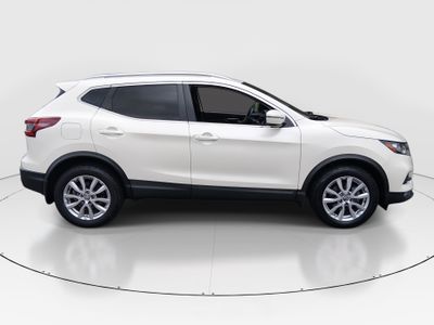 2022 Nissan Rogue Sport — photo 8 view