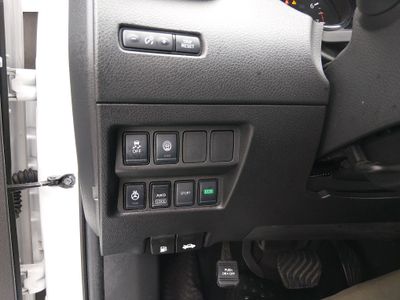 2022 Nissan Rogue Sport — photo 13 view