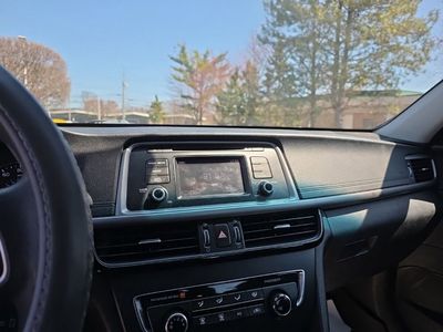 2017 Kia Optima LX - Photo 21