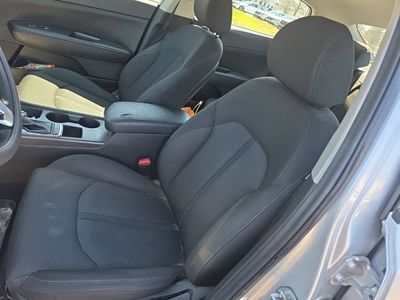 2017 Kia Optima LX - Photo 12