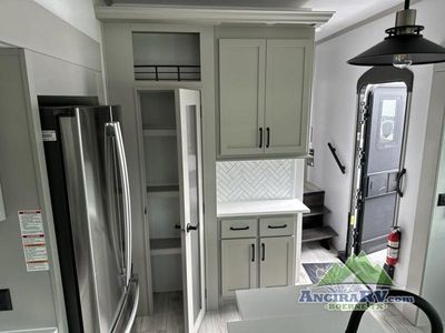 2025 Keystone RV Montana High Country - Photo 14