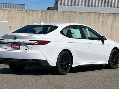 2026 Toyota Camry - Photo 2
