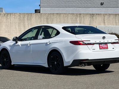 2026 Toyota Camry - Photo 6