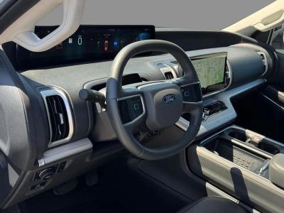 2025 Ford Expedition — detail view