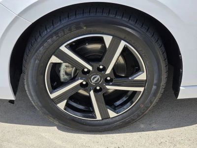 2024 Nissan Sentra — photo 7 view