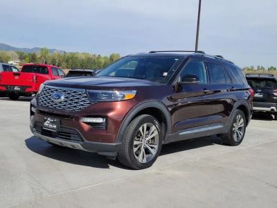2020 Ford Explorer Platinum in Other — front three-quarter view