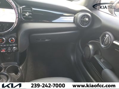 2024 MINI Convertible - Photo 13