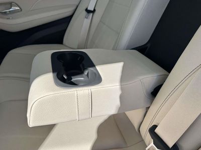 2026 Mercedes-Benz GLE — photo 32 view