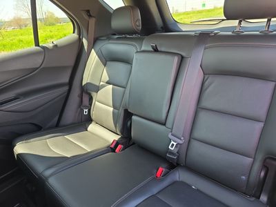 2019 Chevrolet Equinox — photo 18 view