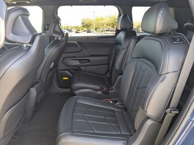 2027 Kia Telluride Hybrid - Photo 19