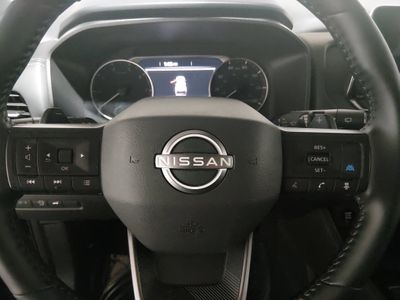 2025 Nissan Rogue — photo 12 view