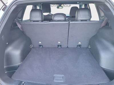 2024 Jeep Compass — photo 10 view