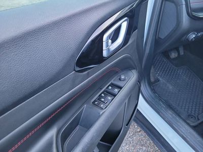 2024 Jeep Compass — photo 12 view