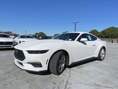 2026 Ford Mustang — photo 7 view