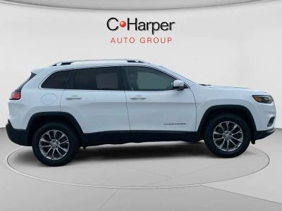 2020 Jeep Cherokee — side profile view