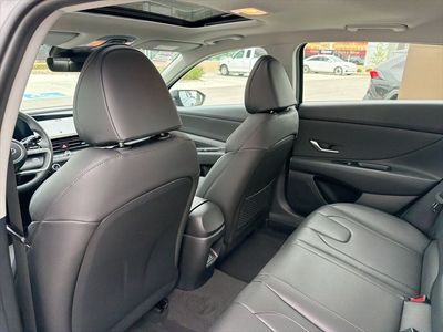 2026 Hyundai Elantra — photo 14 view