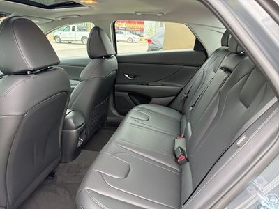 2026 Hyundai Elantra — photo 13 view