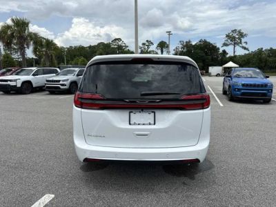 2027 Chrysler Pacifica — rear three-quarter view