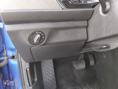 2024 Volkswagen Jetta — photo 13 view