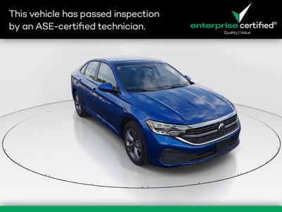 2024 Volkswagen Jetta SE Auto — front three-quarter view
