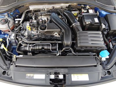 2024 Volkswagen Jetta — photo 9 view