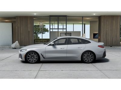 2026 BMW i4 - Photo 4