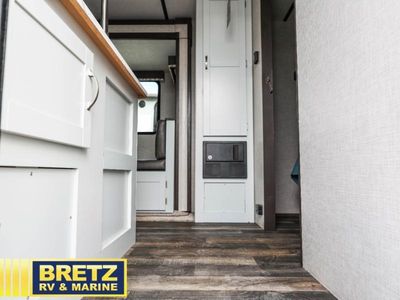 2019 Keystone Bullet — photo 10 view