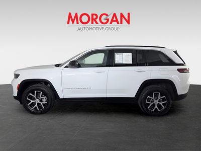 2025 Jeep Grand Cherokee — photo 9 view