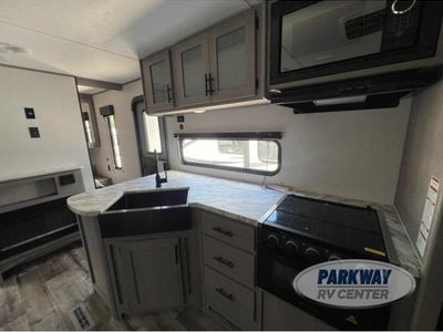 2024 Dutchmen RV Coleman Lantern - Photo 9