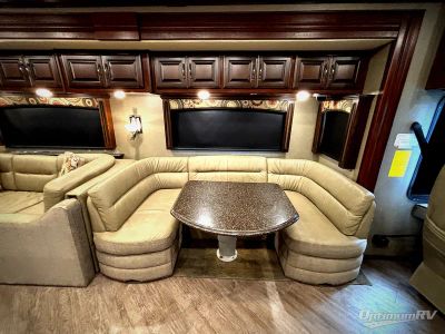 2017 Fleetwood Pace Arrow LXE — photo 12 view