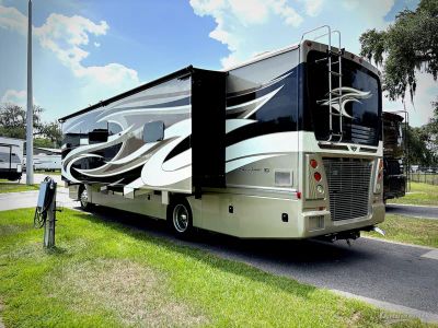 2017 Fleetwood Pace Arrow LXE — rear three-quarter view
