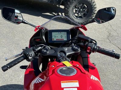 2026 Honda CBR650R E-Clutch - Photo 12