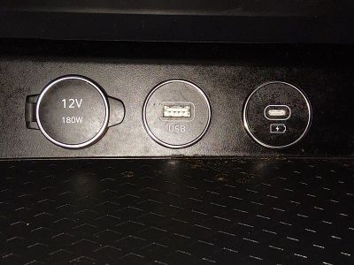 2025 Genesis G70 - Photo 20