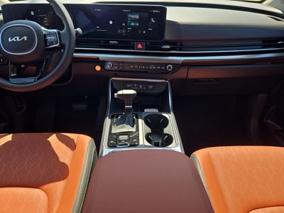 2026 Kia Carnival — photo 15 view