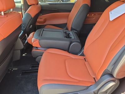 2026 Kia Carnival — photo 17 view