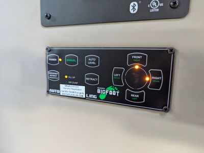 2021 Jayco Melbourne Prestige — photo 7 view