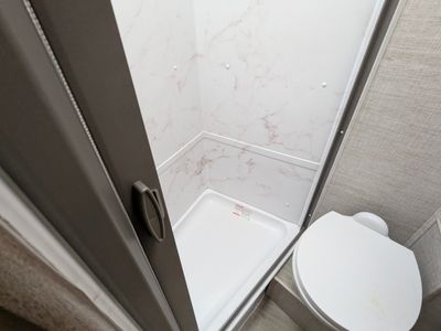 2021 Jayco Melbourne Prestige — photo 10 view