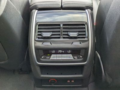 2024 BMW X5 — photo 14 view