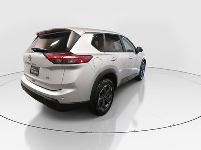 2024 Nissan Rogue — photo 7 view