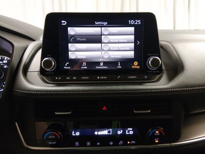 2024 Nissan Rogue — photo 17 view