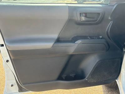 2018 Toyota Tacoma - Photo 7