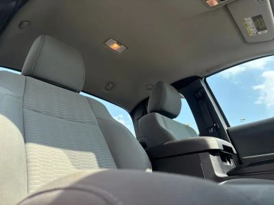 2018 Toyota Tacoma - Photo 25